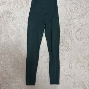Girlfriend Collective Moss Compressive‎ High-Rise Legging